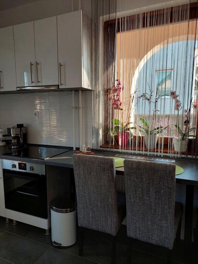 Nagcsalados Rozsa Apartman Balatonlelle Exterior photo