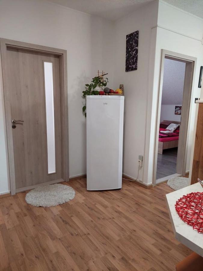 Nagcsalados Rozsa Apartman Balatonlelle Exterior photo